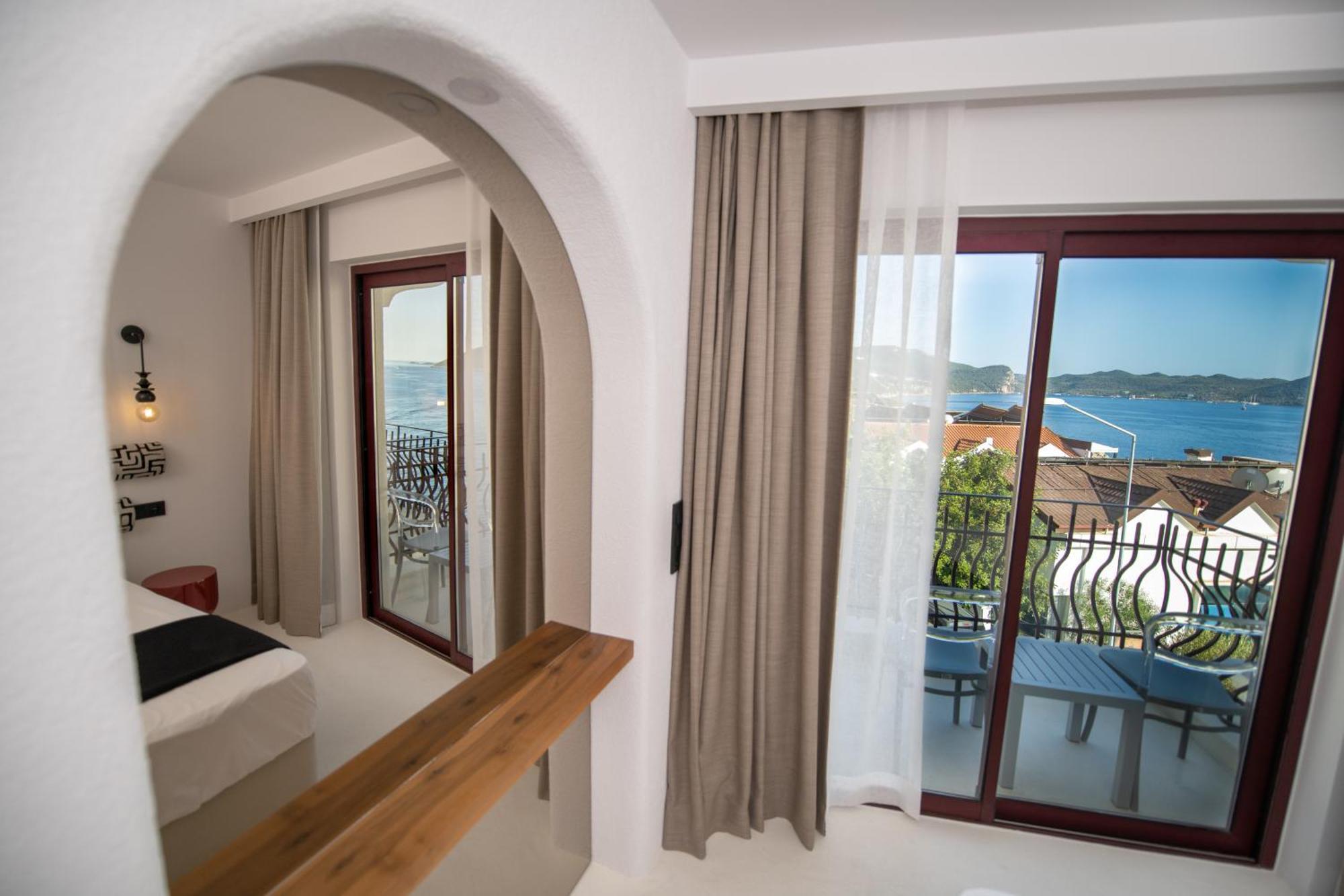 Hotel Begonvil Каш Екстериор снимка